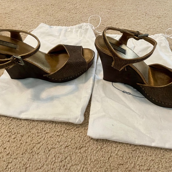 Prada Calzature Donna bronze wedge sandals - size 8/38 - Picture 2 of 4